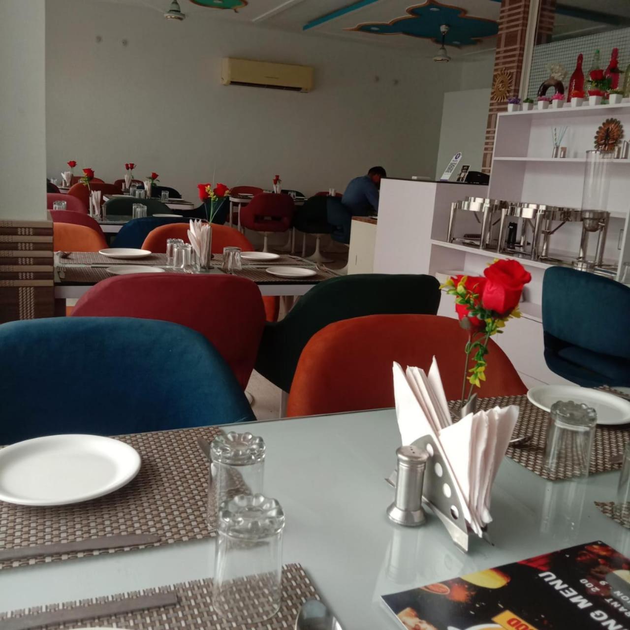 Hotel Omni Plaza Džódhpur Exteriér fotografie