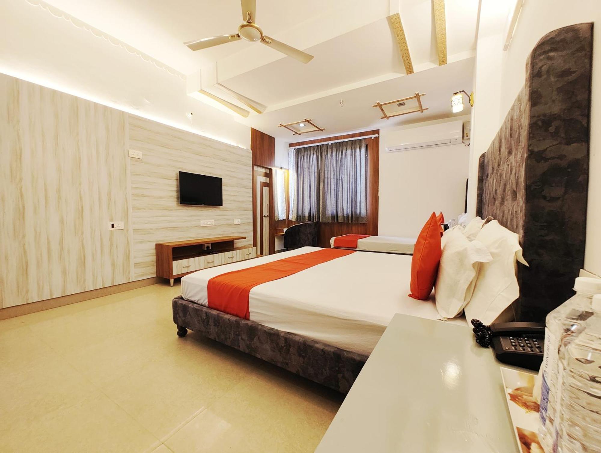 Hotel Omni Plaza Džódhpur Exteriér fotografie